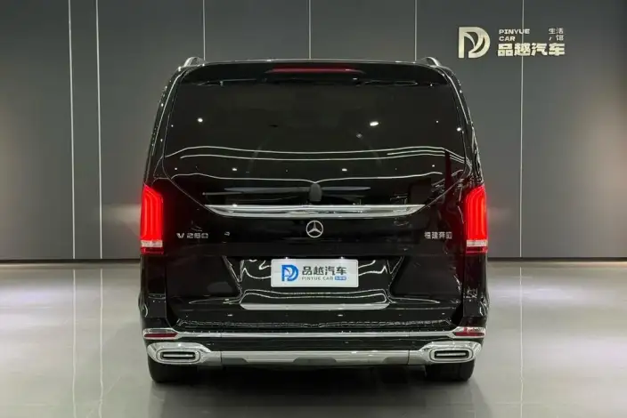 Mercedes-Benz V-Class 2022 Model V 260 Pilot Edition – фото 4