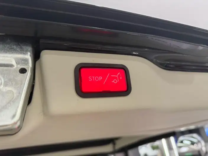 Mercedes-Benz V-Class 2022 Model V 260 Pilot Edition – фото 7