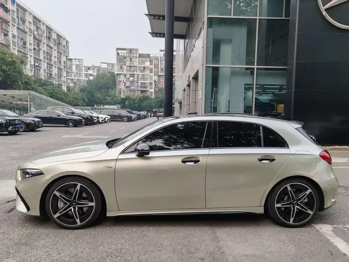 Mercedes-Benz A-Class AMG Imported 2024 Model AMG A 35 4MATIC – фото 4