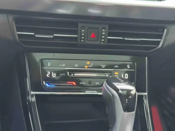 Volkswagen Passat 2021 Model 380TSI Deluxe Edition – фото 10