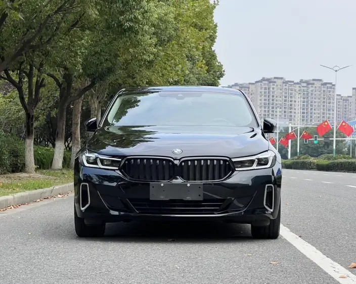 BMW 6 Series GT 2022 Model 630i Luxury Design Set – фото 2