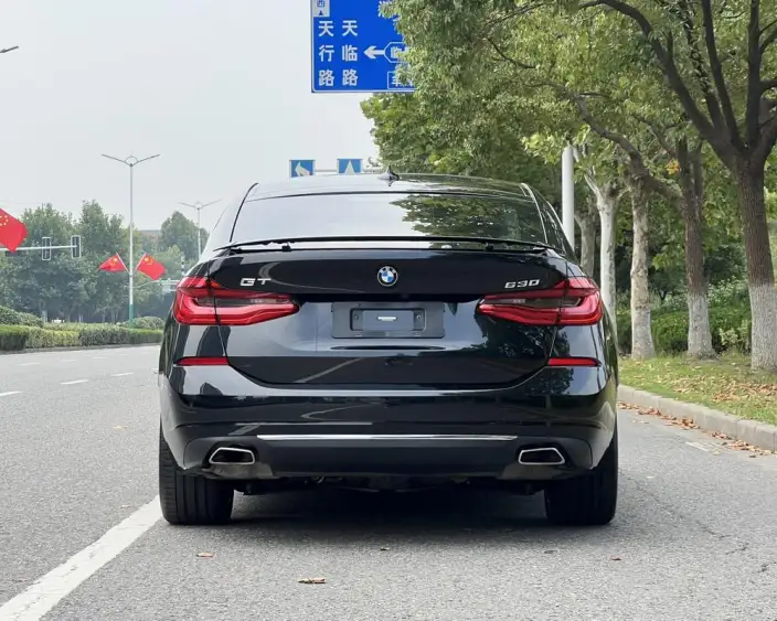 BMW 6 Series GT 2022 Model 630i Luxury Design Set – фото 4