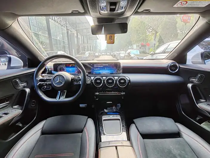 Mercedes-Benz CLA Imported 2025 Model CLA 200 Four-door Coupe – фото 9