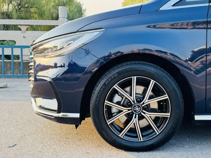 BYD Song MAX DM 2022 Model DM-i 105KM Flagship Model – фото 8