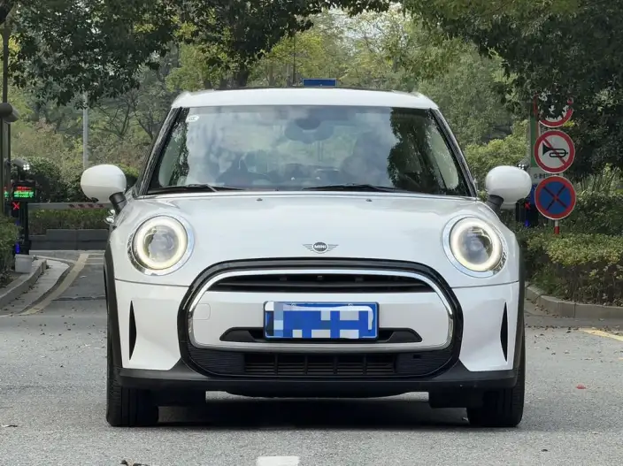 MINI 2023 Model 1.5T ONE Five-door Edition