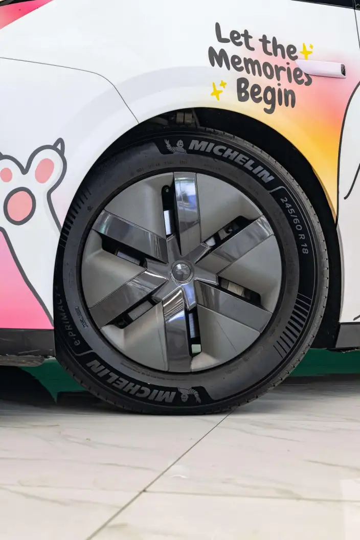 Li Auto MEGA 2024 Model Ultra Edition – фото 7