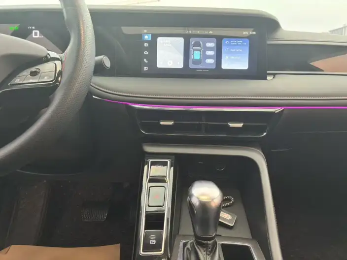 Roewe i5 2023 Model 1.5L CVT Deluxe Edition – фото 9