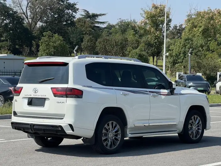 Land Cruiser (import 2024 Model 3.5T Automatic 4WD 7 seat Parallel Imported – фото 7