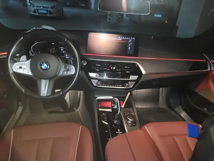 BMW 5 Series 2023 Model 530Li Leading Model M Sports Set – фото 9