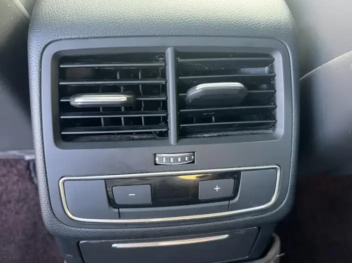 Audi A4 L 2024 Model 40 TFSI Luxury Dynamic Model – фото 10