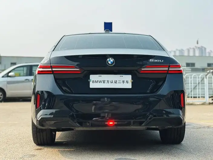 BMW 5 Series 2025 Model Facelift 530Li Leading Model M Sports Set – фото 5