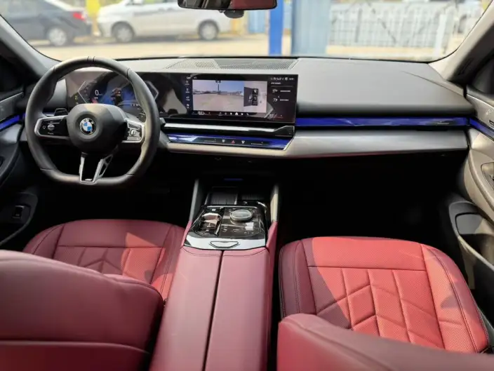 BMW 5 Series 2025 Model Facelift 530Li Leading Model M Sports Set – фото 9