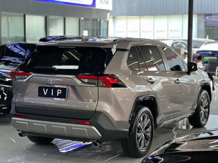 Toyota RAV4 2024 Model 2.0L CVT 2WD Fashion PLUS Edition – фото 6