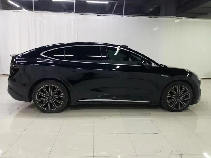 Luxeed R7 2024 Model Extended Range 37kWh Max Rear Drive Edition – фото 8