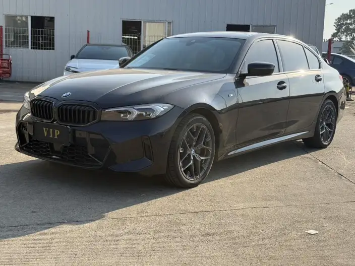 BMW 3 Series 2026 Model 330Li M Sports Night Set – фото 1