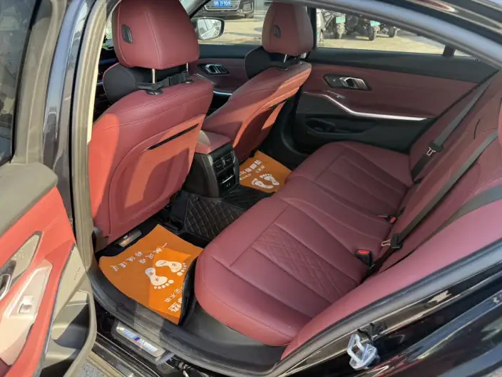 BMW 3 Series 2026 Model 330Li M Sports Night Set – фото 8