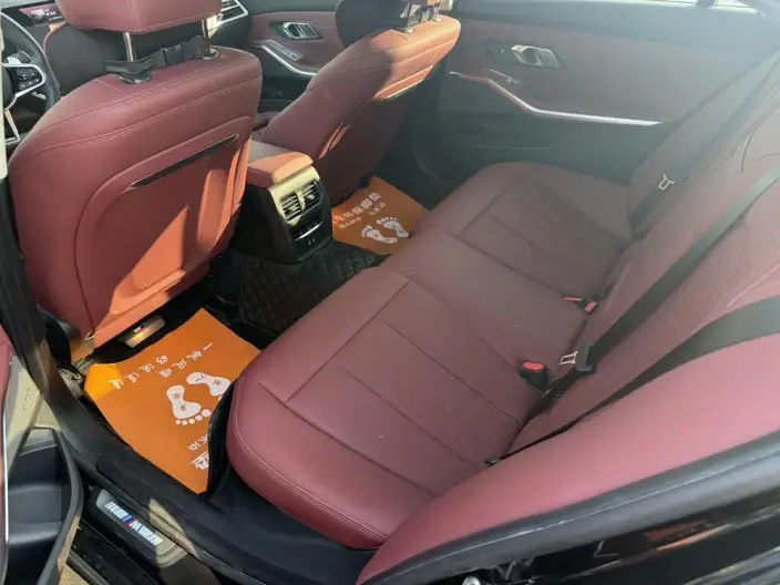 BMW 3 Series 2026 Model 330Li M Sports Night Set – фото 10