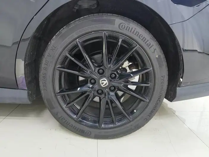 Changan UNI-V 2025 Model Third generation 1.5T 500Bar Noble Model – фото 9