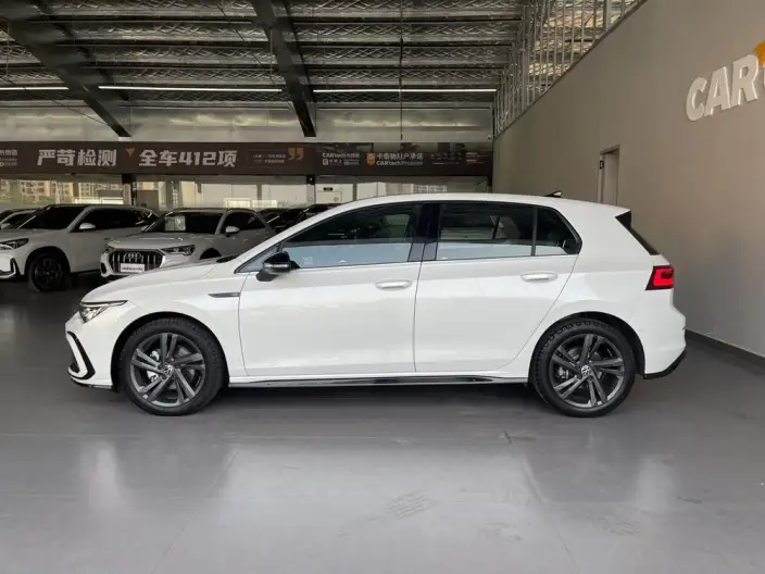 Volkswagen Golf 2024 Model 280TSI DSG R-Line 50 Legend Edition – фото 4
