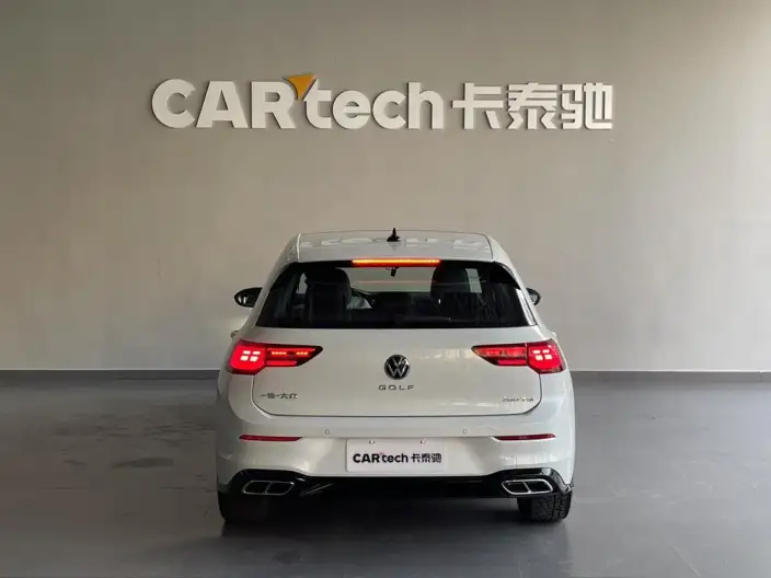 Volkswagen Golf 2024 Model 280TSI DSG R-Line 50 Legend Edition – фото 6