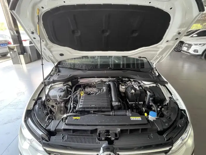 Volkswagen Golf 2024 Model 280TSI DSG R-Line 50 Legend Edition – фото 9