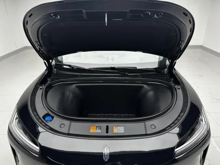Sangyuan H5 2025 Model EV Max – фото 10