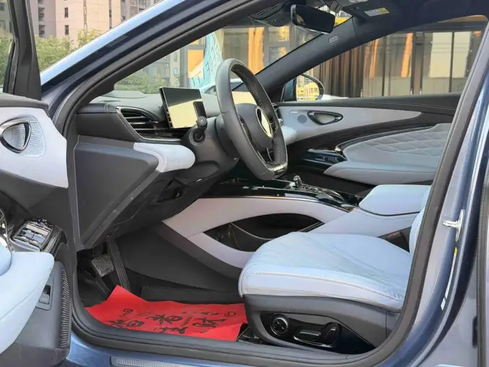BYD Seal 2022 Model 700KM Long Battery Life Pro Rear Drive Edition – фото 9