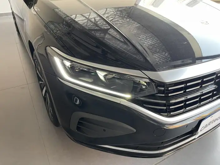 Volkswagen Passat 2024 Model 330TSI Elite Edition – фото 9