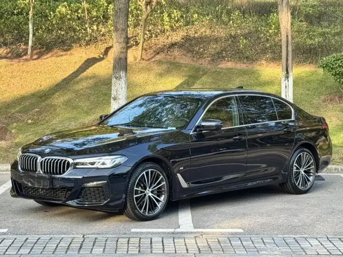 BMW 5 Series 2023 Model Facelift 530Li Leading Model M Sports Set – фото 1