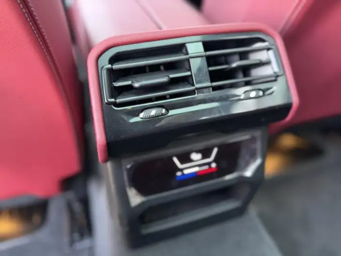 BMW 5 Series 2025 Model Facelift 530Li Leading Model M Sports Set – фото 9