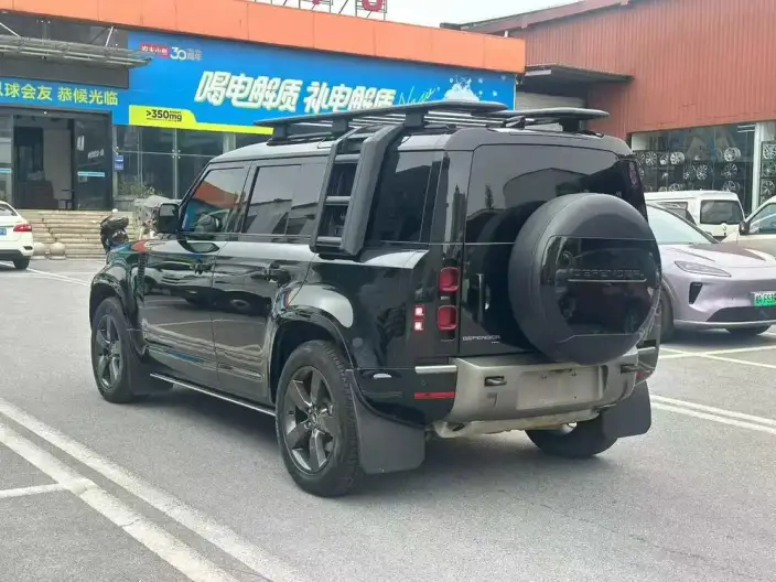 Land Rover Defender 2023 Model Facelift 110 P400 X-Dynamic HSE