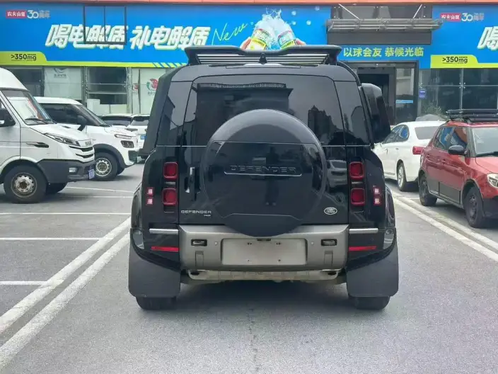Land Rover Defender 2023 Model Facelift 110 P400 X-Dynamic HSE – фото 5