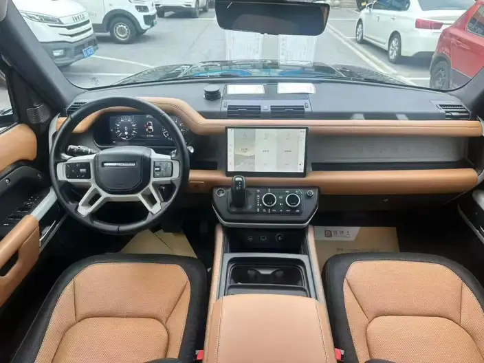Land Rover Defender 2023 Model Facelift 110 P400 X-Dynamic HSE – фото 7