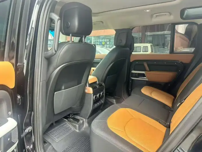 Land Rover Defender 2023 Model Facelift 110 P400 X-Dynamic HSE – фото 9