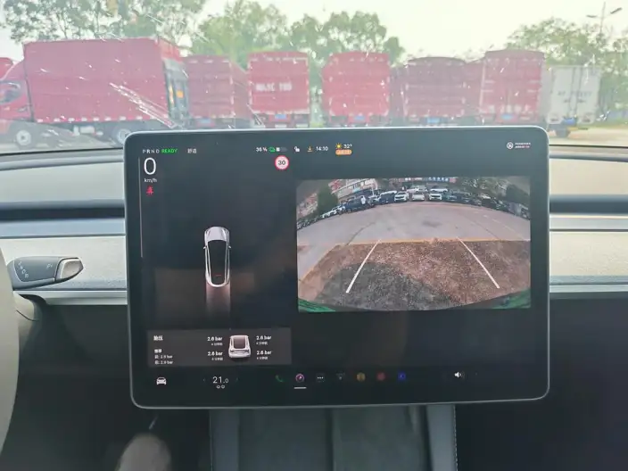 Model Y 2023 Model Rear-wheel drive version – фото 7