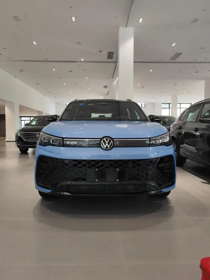 Volkswagen Tiguan L 2024 Model Pro 330TSI 2WD R-Line Smart collar Edition