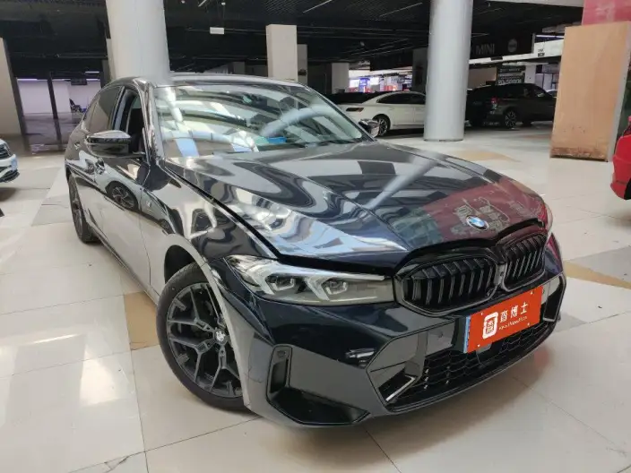 BMW 3 Series 2026 Model 330Li M Sports Night Set