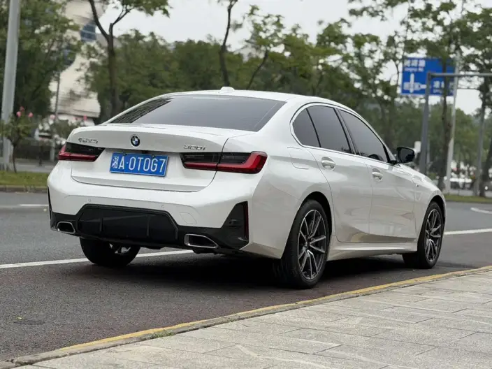 BMW 3 Series 2023 Model 320i M Sports Set – фото 7