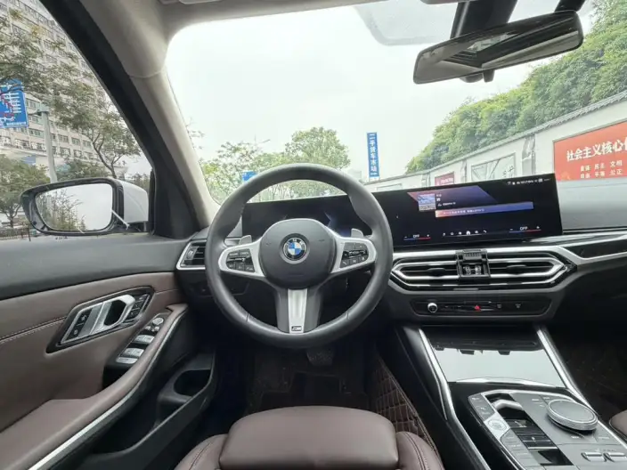 BMW 3 Series 2023 Model 320i M Sports Set – фото 10