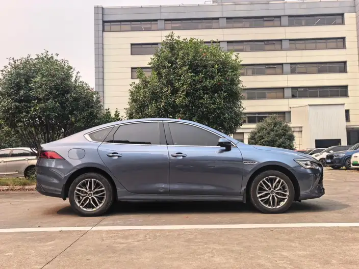 BYD Qin PLUS DM 2024 Model Honor Edition DM-i 120KM Leading Model – фото 7