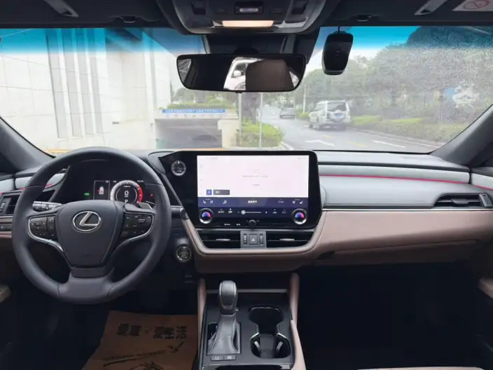 Lexus ES 2025 Model 300h Premium – фото 9