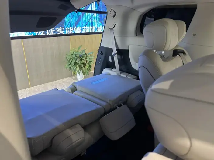 Lexus LM 2026 Model 2.5L Automatic 4WD 7 seat Parallel Imported – фото 10