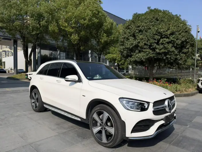 Mercedes-Benz GLC 2022 Model Facelift GLC 300 L 4MATIC Dynamic Model Collector Edition – фото 3