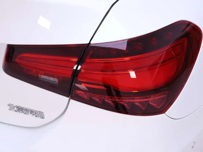 Mercedes-Benz A-class 2025 Model A 200 L Fashion Edition – фото 8