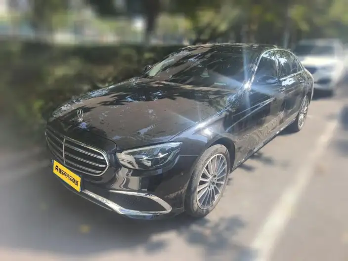 Mercedes-Benz E-Class 2023 Model Facelift E 260 L sedan – фото 1