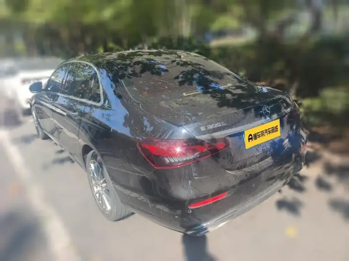 Mercedes-Benz E-Class 2023 Model Facelift E 260 L sedan – фото 4