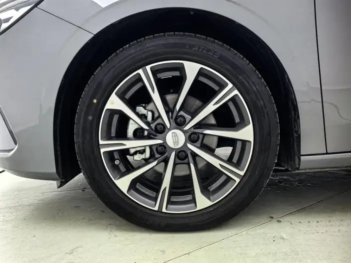 Geely Emgrand 2025 Model No. 4 Gen 1.5L CVT Flagship Model – фото 9