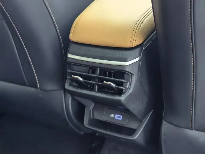 Geely Emgrand 2025 Model No. 4 Gen 1.5L CVT Flagship Model – фото 10