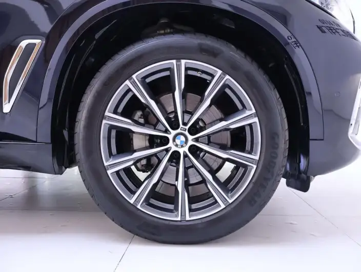 BMW X5 2022 Model Facelift xDrive 30Li M Sports Set – фото 5