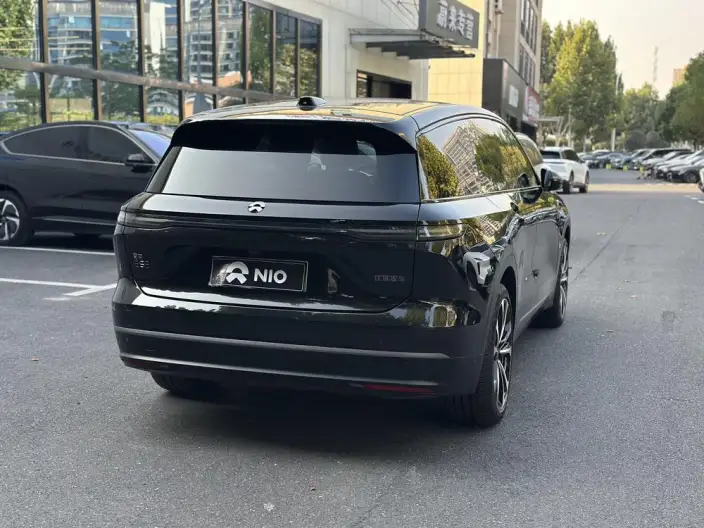NIO ES8 2023 Model 100kWh Signature Edition